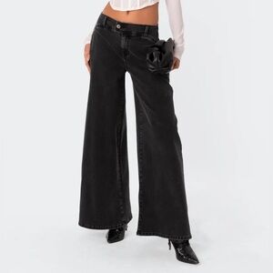 Women's Black Wide-Leg Jeans
